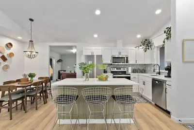 Image de 𓅭 Bright & Airy 3-Bed home-Sauna & L2 Ev Charging