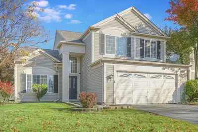 Image de Promo 15% Monthly Discount! \nCalifornia King Bed, Fast Wi-Fi and 75\" Smart Tv