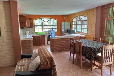 Image de Perfect family house w/giant fruit garden and hammock space