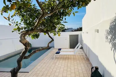 Image de Maison à Tavira, centrale et moderne, avec piscine!