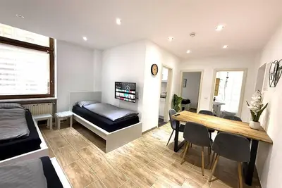 Image de Ground floor apartment Wiesbaden city center 2 rooms kitchen bathroom