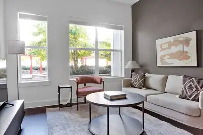 Image de Ideal Cambridge Alewife 1br w/ W/D, Gym & Roof, nr T, by Blueground