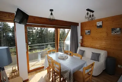 Image de Appartement cosy 3 pièces à Chamrousse - Proche pistes, 6 pers, bien équipé