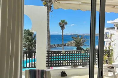 El Jablillo Seafront, magnificent views of the ocean.