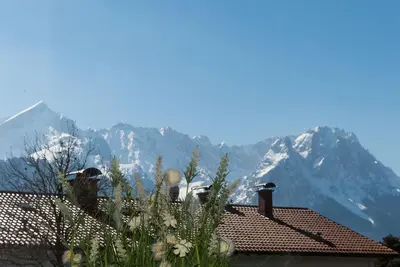Image de Vacation apartment with a beautiful view. Close to the center.