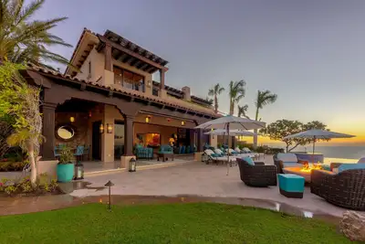 Image de 5br Luxury Villa with Ocean Views