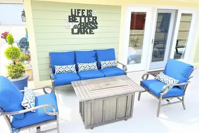 Image de Quaint 2 bedroom cottage at Bass Lake-paddle boards, kayaks, private ramp, bikes