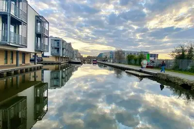 Image de Canalside retreat - City Centre