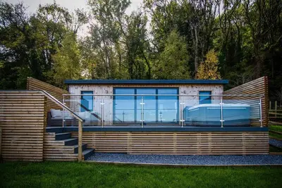 Image de The Caswell Bay Hide Out - 1 Bed Cabin - Landimore