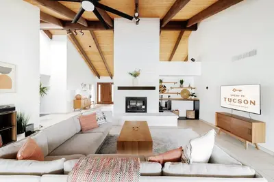 Image de Catalina Foothills Retreat w/ Heated Pool & Spa