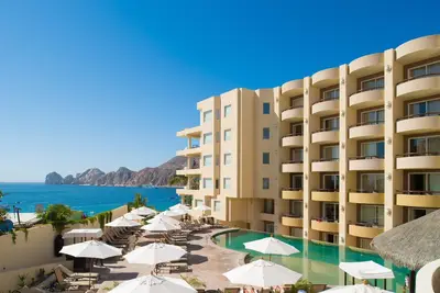 Image de One week only -April 5 - 12 2023 -Spacious 2 Bedroom Pool view Condo