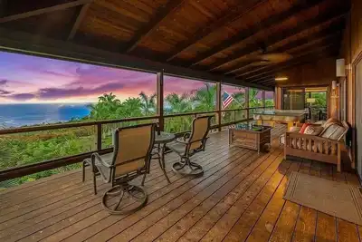 Image de Papa Belle 3. 5 Acre Estate w/Pool, Spa, Epic Ocean Views, and Orchard