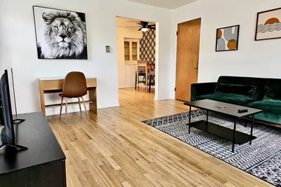 The Lion’s Den 🦁 Newly Updated 1Bed/1Bath For Long Term Stays