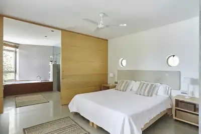 Image de Luxury Ibiza Villa | 5 Bedrooms | Villa Solana | Only 5 minutes from the Famous Beach of Cala Salada | San Jose