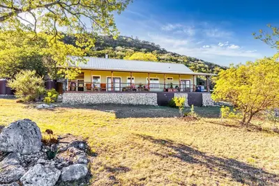 Image de The Hill Country Utopia