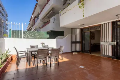 Image de Bel appartement pour 4 personnes avec piscine, Wifi, Tv et terrasse