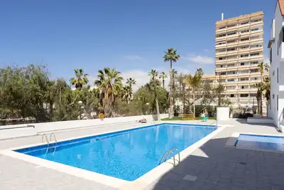 Image de Bel appartement pour 6 personnes avec Wifi, piscine, Tv et terrasse