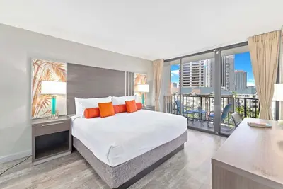 Image de Renovated w/ City View Pool at Aqua Palms Waikiki