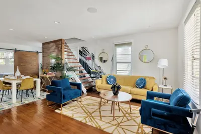 Image de Mid Century Bungalow in the Heart of Ybor City