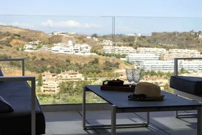 Image de Casa Banderas · A pearl in La Cala de Mijas with a beautiful view