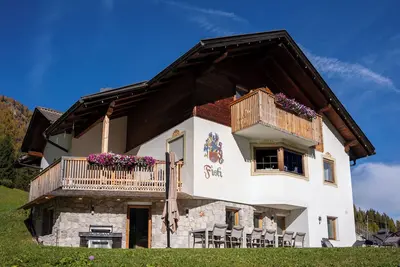 Fistill Holiday Homes - Chalet Fisti