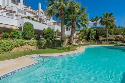 Image de Appartement Bohème Tropical avec Piscine sur la Golden Mile de Marbella