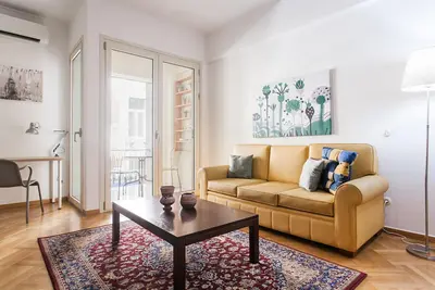 Image de Neat Kolonaki 2 Br / 2 Bth Apt. Athens Centre. Nv8