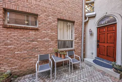 Image de Midtown Townhome for Traveling Professionals