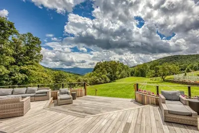 Image de The Brookman: Renovated 6000 Sf Estate On 40 Acres