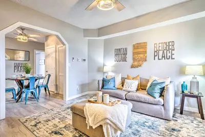 Image de Pet-Friendly Indianapolis Townhome w/ Yard!