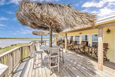 Image de Come watch the dolphins off our New fishing pier