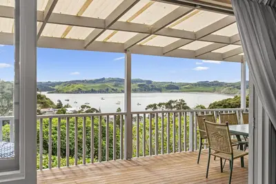 Image de Bay Vista Views - Raglan Holiday Home