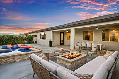 Image de Luxury Oasis Near Coachella | Pool | Fire Pit