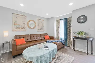 Image de Modern Oasis- Downtown Luxury Stay, Spacious Cozy Home