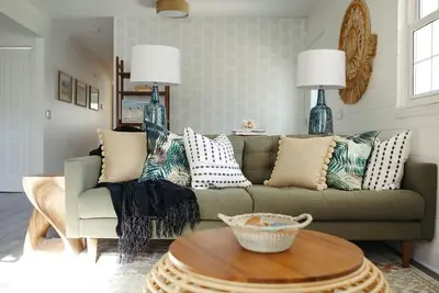 Family-Friendly 4 Br Close to Wrightsville Beach