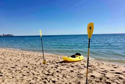 Image de Affordable Super modern 2 bedroom condos in downtown - Close to the Beach!