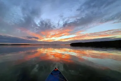 Image de Lake front fun and relaxation