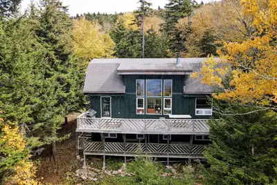 Image de Snowshoe 5 Bedroom House - 100 yards from the ski slopes