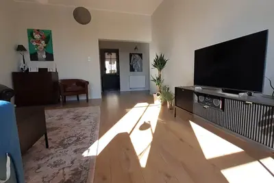 Image de A charming and spacious apartment in a good location.