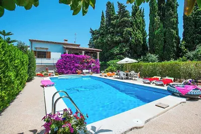 Image de Villa Rotger - Trois Chambres Villa, Couchages 6