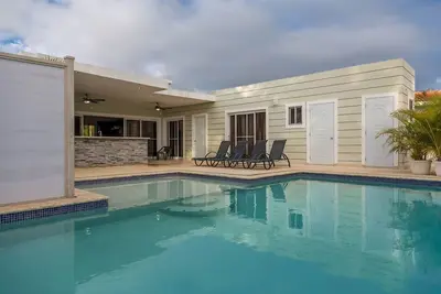 Image de 3bd/3bth guest-friendly villa, private pool, cable Tv/Bbq/Ac/WiFi
