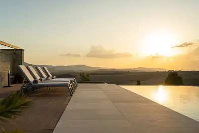 Image de Private hilltop villa with infinity pool ideal for your visit to Puglia.