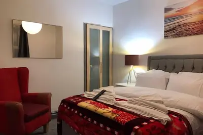 Image de The Skipton Villa - 4 bedrooms with 4 double beds - sleep 8