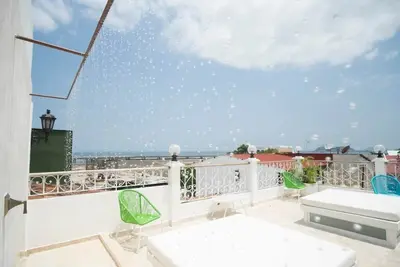 Image de Spectacular apartment with roof and Jacuzzi P9