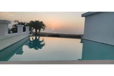 Image de Villa atypique avec vue panoramique sur l'océan