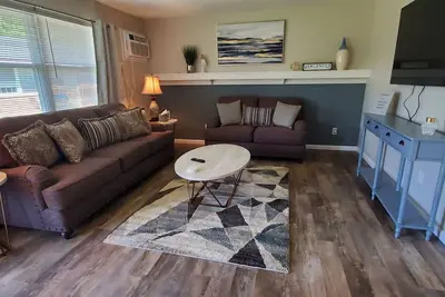 Image de 219 Maxwell St - Unit C · A great newly renovated place to stay in Franklin
