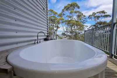 Image de Peaceful, relaxing eco cabin surrounded by nature, 50 min from Hobart