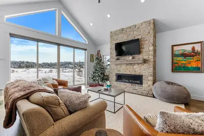 Image de New - Meadowbright VIsta - Large driveway - Clubhouse with pool & hot tub - River - Luxury