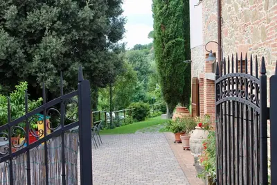 Image de Bel appartement dans une maison de vacances avec piscine, climatisation, Wifi, Tv, patio et parking
