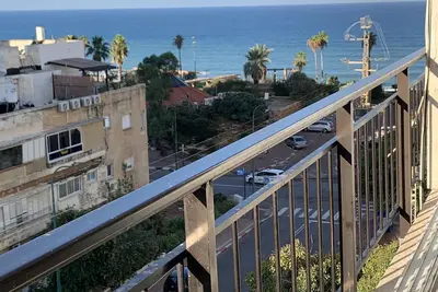 Image de Kosher Apartment just a short walk to Sironit Beach.